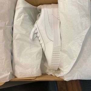 Womens Puma shoes - Carina leather